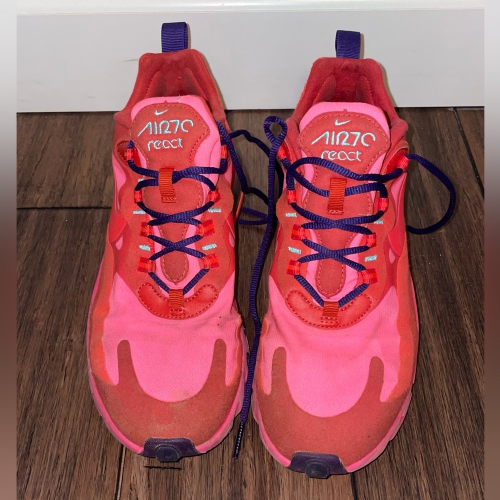 Nike Air 270 React